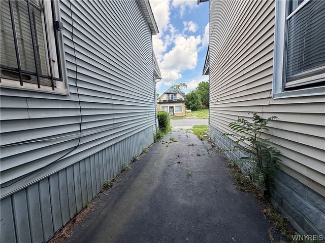 87 Walden Avenue, Buffalo, NY 14211