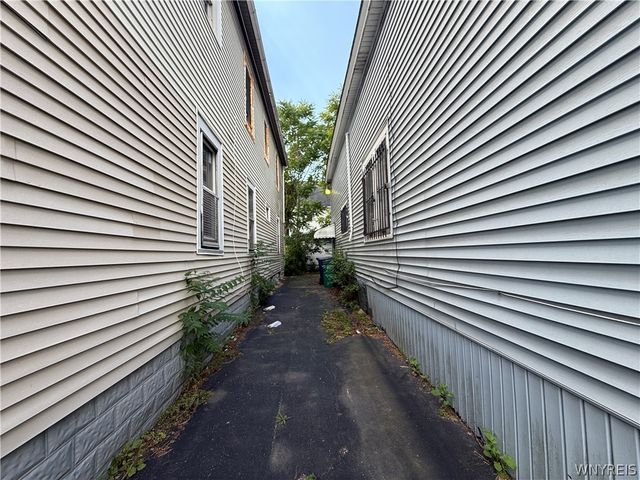 87 Walden Avenue, Buffalo, NY 14211