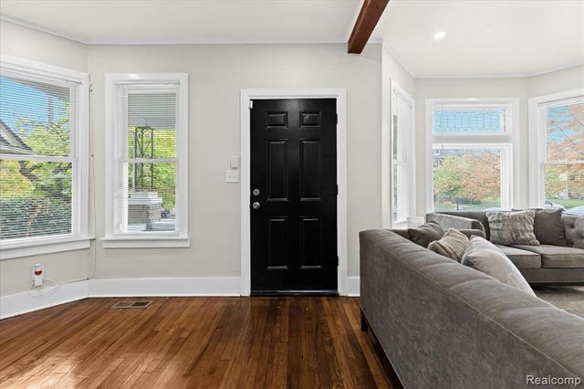 1174 Seward Street, Detroit, MI 48202