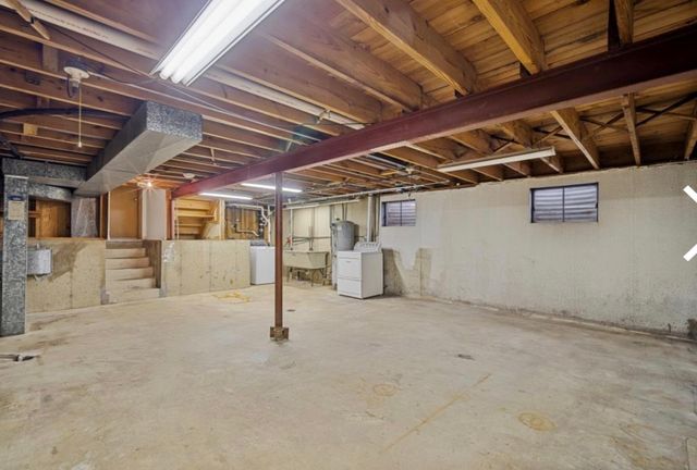 590 E Capri Drive, Palatine, IL 60074