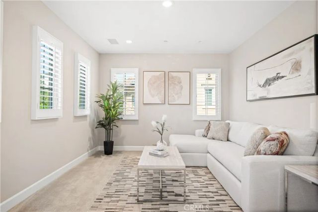 52 English Saddle, Irvine, CA 92602