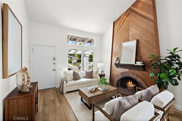 23321 Via Ronda, Mission Viejo, CA 92691