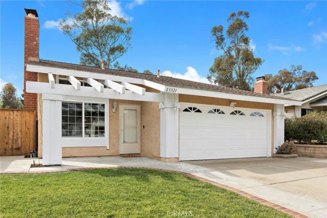 23321 Via Ronda, Mission Viejo, CA 92691