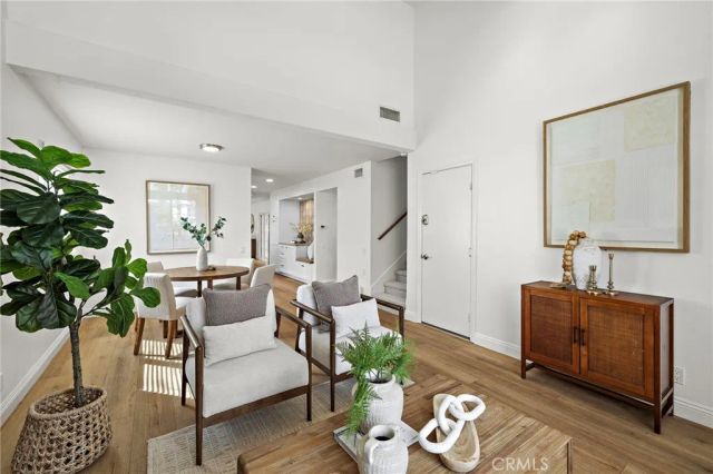 23321 Via Ronda, Mission Viejo, CA 92691
