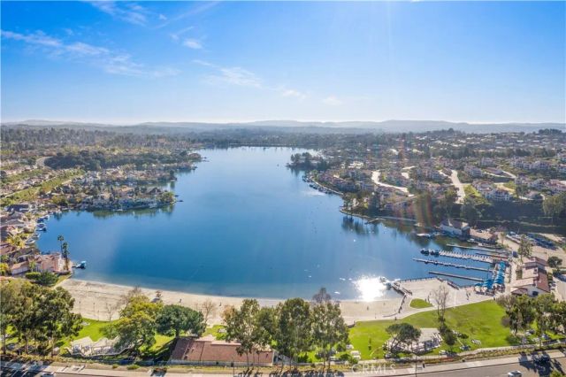 23321 Via Ronda, Mission Viejo, CA 92691