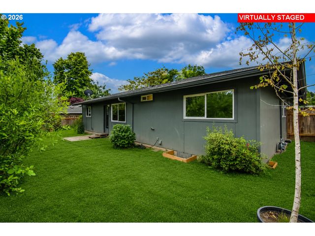 11590 Sw LOMITA Ave, Portland, OR 97223