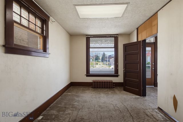 737 Maryland, Butte, MT 59701