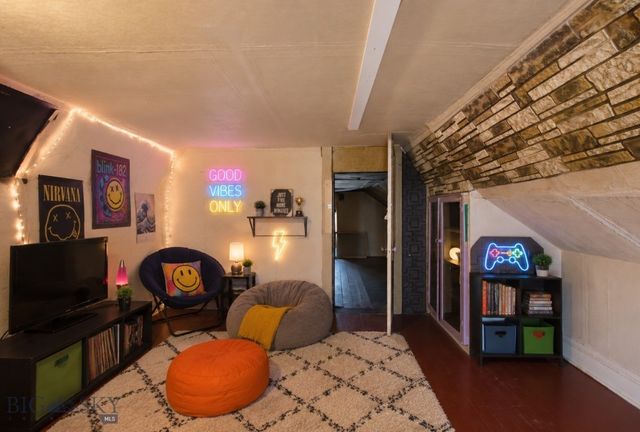 737 Maryland, Butte, MT 59701