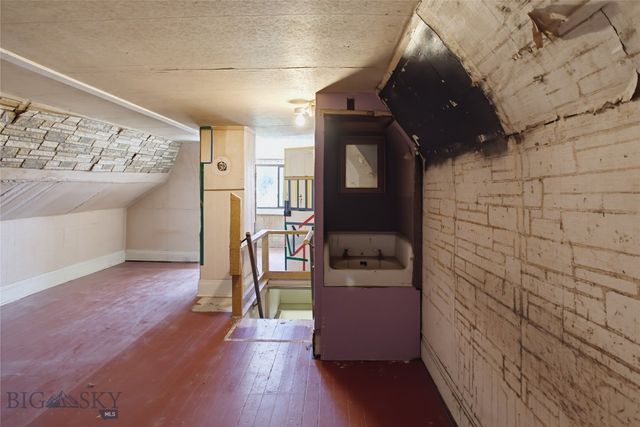 737 Maryland, Butte, MT 59701