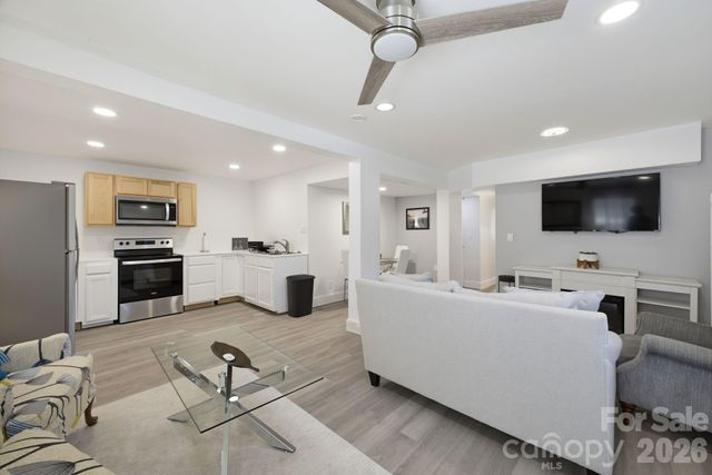 55 Congress Street, Asheville, NC 28801