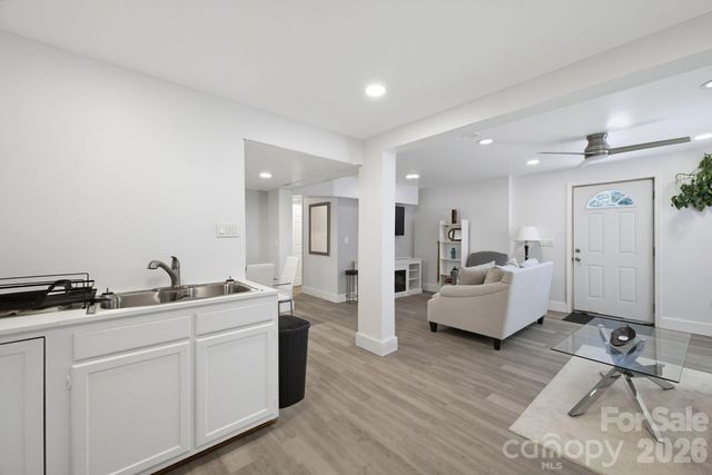 55 Congress Street, Asheville, NC 28801