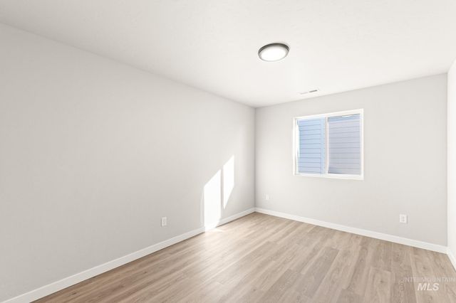 7080 E Marble Springs Dr, Nampa, ID 83687