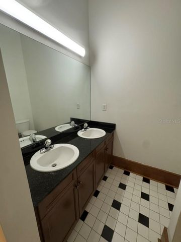 1229 N FRANKLIN STREET J, Tampa, FL 33602