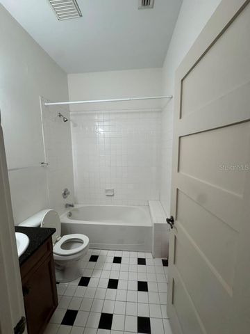 1229 N FRANKLIN STREET J, Tampa, FL 33602