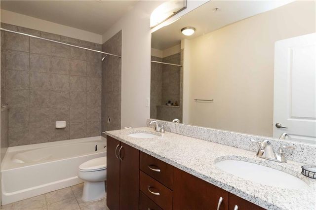 400 W Peachtree NW Street 806, Atlanta, GA 30308