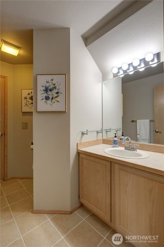 34829 7th Avenue SW, Federal Way, WA 98023