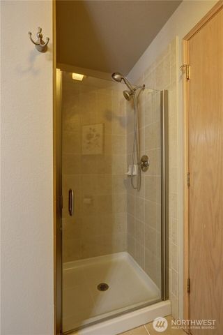 34829 7th Avenue SW, Federal Way, WA 98023
