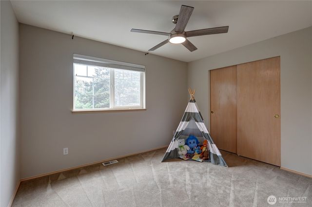 34829 7th Avenue SW, Federal Way, WA 98023