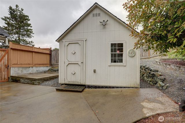 34829 7th Avenue SW, Federal Way, WA 98023