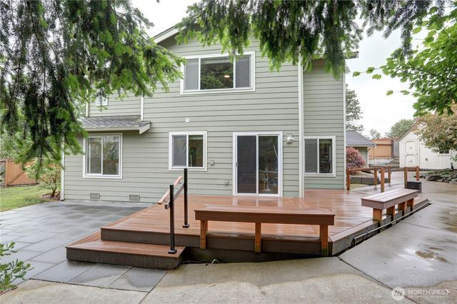 34829 7th Avenue SW, Federal Way, WA 98023