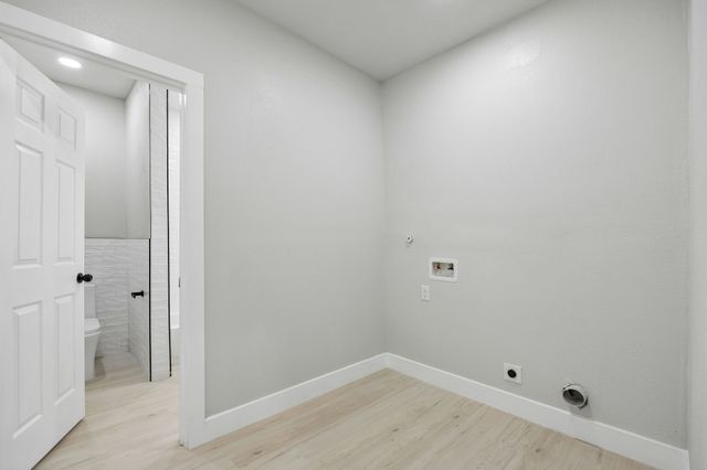 312 Leads Street, Dallas, TX 75203