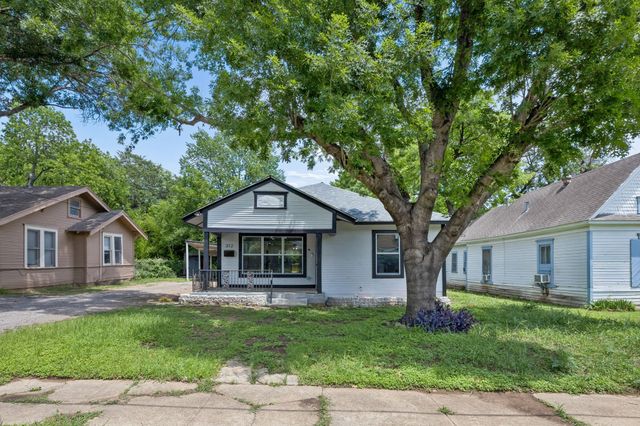 312 Leads Street, Dallas, TX 75203