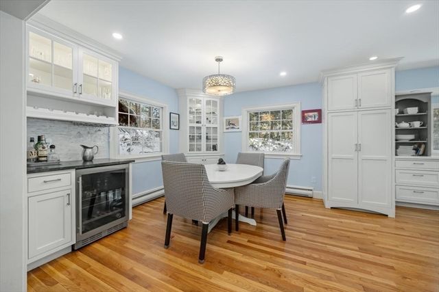 5 Old County Road, Hingham, MA 02043
