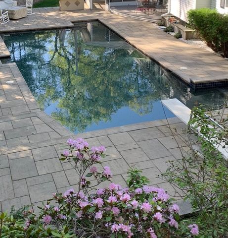 5 Old County Road, Hingham, MA 02043