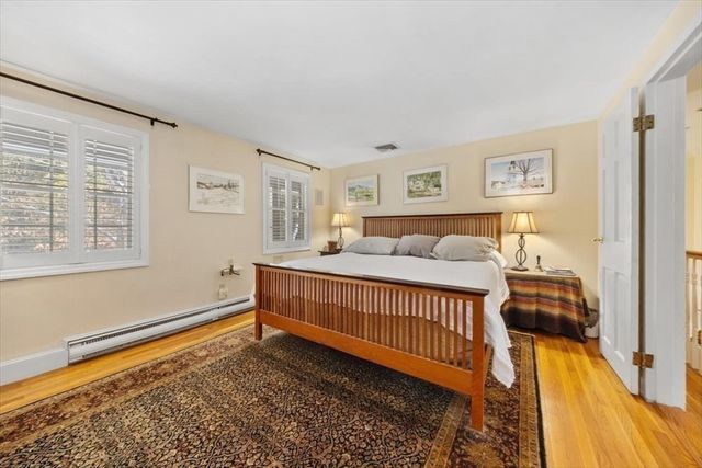 5 Old County Road, Hingham, MA 02043