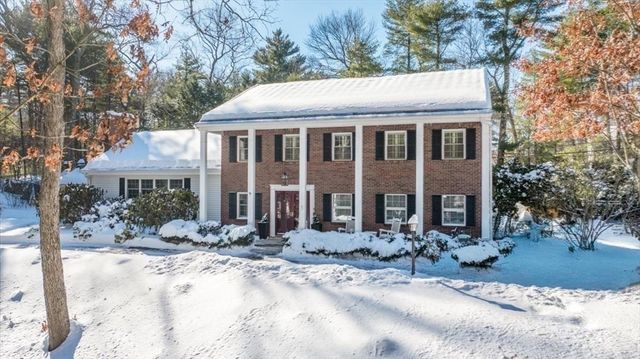 5 Old County Road, Hingham, MA 02043