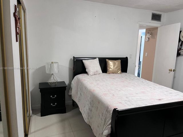 2496 SW 17th Ave 5301, Miami, FL 33145