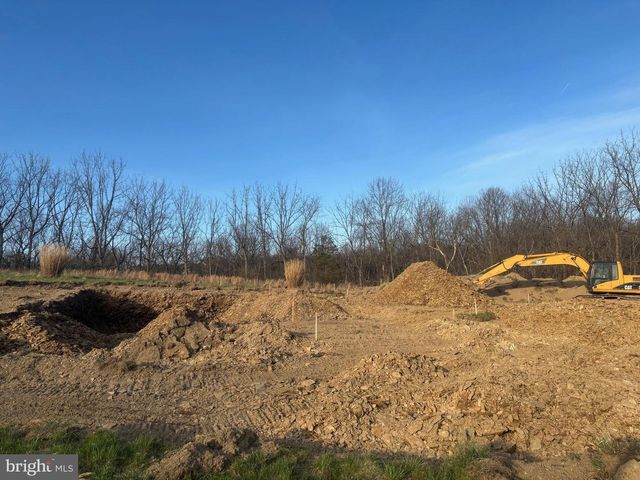 217 STEELY RD, Reading, PA 19608