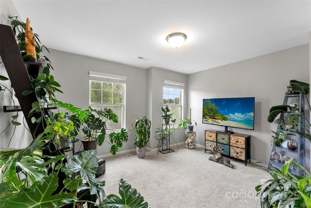 15416 Oleander Drive, Charlotte, NC 28278