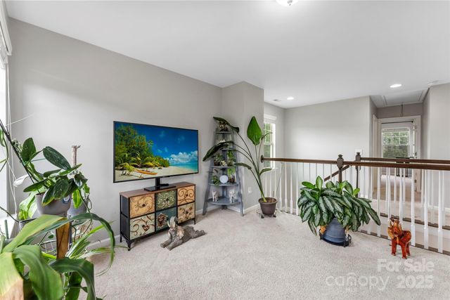 15416 Oleander Drive, Charlotte, NC 28278