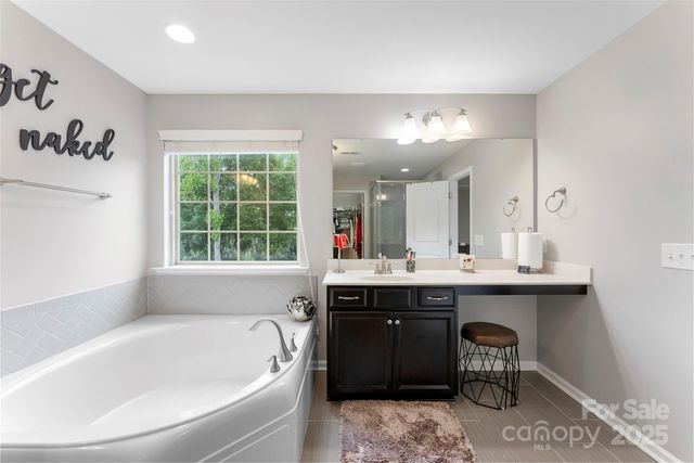 15416 Oleander Drive, Charlotte, NC 28278