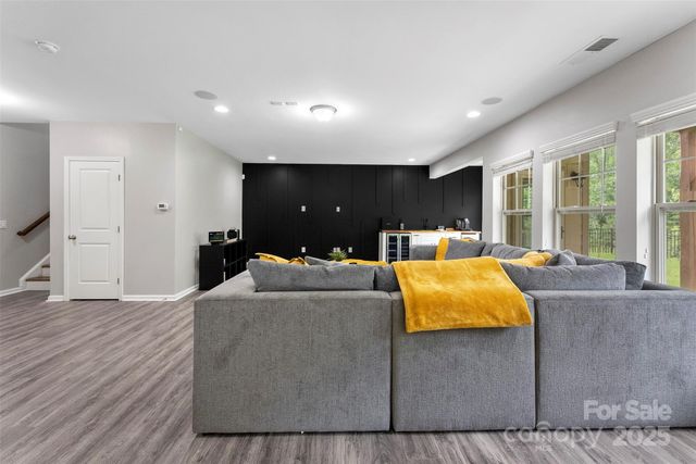 15416 Oleander Drive, Charlotte, NC 28278