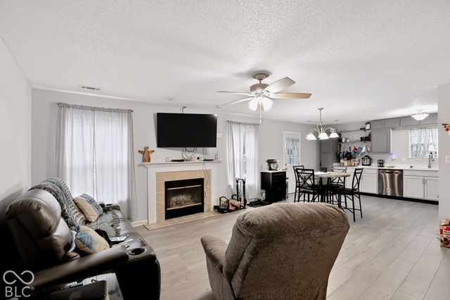 4016 Dogwood Lane, Franklin, IN 46131