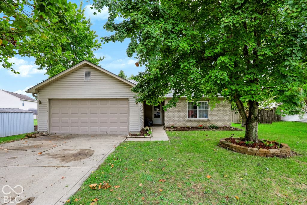4016 Dogwood Lane, Franklin, IN 46131