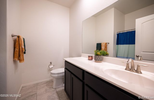 8746 E Stone Meadow Circle, Tucson, AZ 85730
