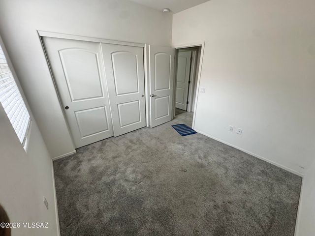 8746 E Stone Meadow Circle, Tucson, AZ 85730