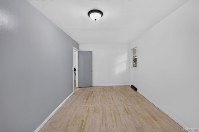 9288 Hilda Lane, Clayton Charter Township, MI 48433