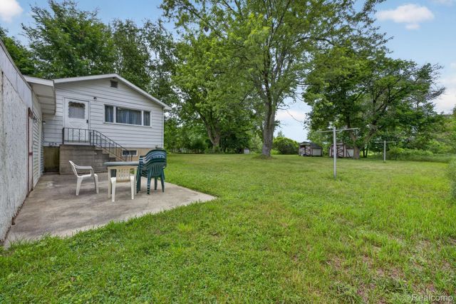 9288 Hilda Lane, Clayton Charter Township, MI 48433