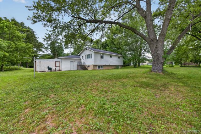 9288 Hilda Lane, Clayton Charter Township, MI 48433