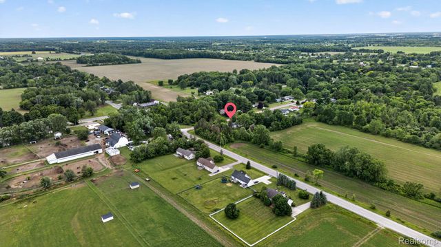 9288 Hilda Lane, Clayton Charter Township, MI 48433