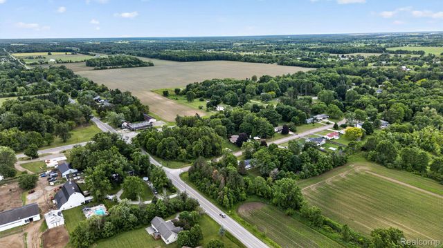 9288 Hilda Lane, Clayton Charter Township, MI 48433