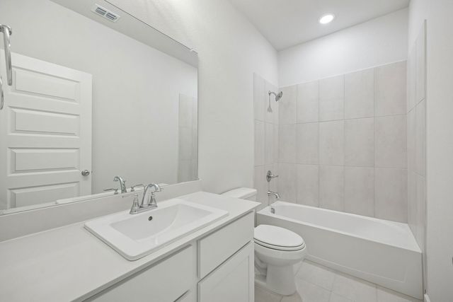 2112 Rowan Drive, Gunter, TX 75058