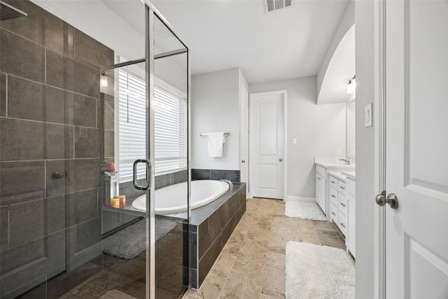 1211 Rushcroft Way, Forney, TX 75126