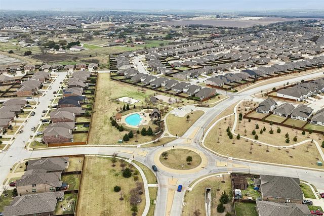 1211 Rushcroft Way, Forney, TX 75126