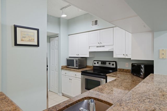 3221 Tuscany Way 3221, Boynton Beach, FL 33435