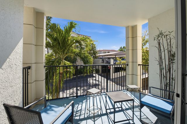 3221 Tuscany Way 3221, Boynton Beach, FL 33435